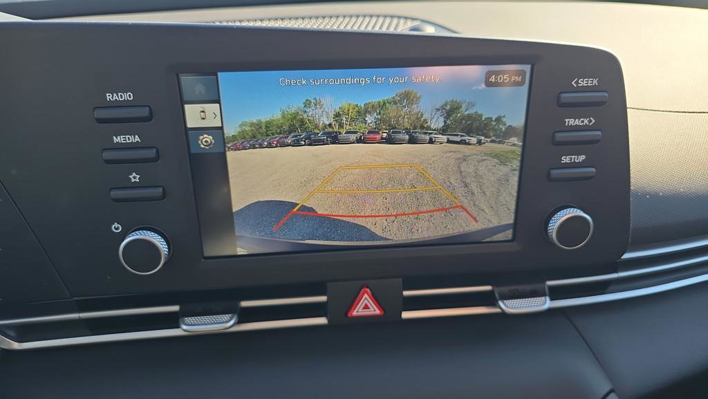 New 2026 Hyundai Elantra SE FWD image 19