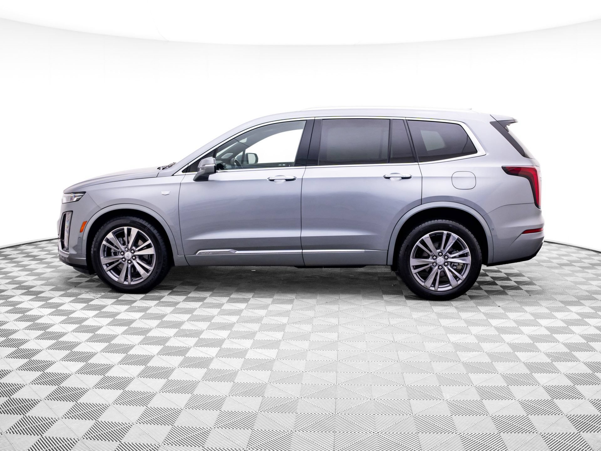 Certified 2025 Cadillac XT6 Premium Luxury w/ Platinum Package AWD/4WD video 2