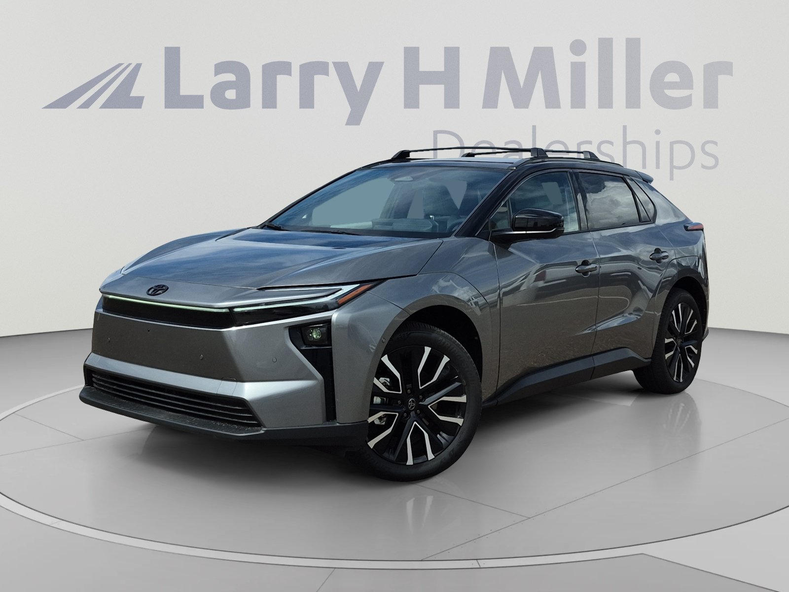 Used 2026 Toyota bZ AWD/4WD image 1