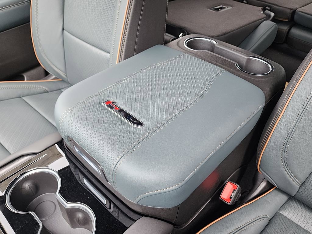 New 2026 GMC Yukon AT4 image 36