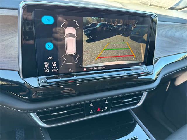 New 2026 Volkswagen Atlas SE image 40