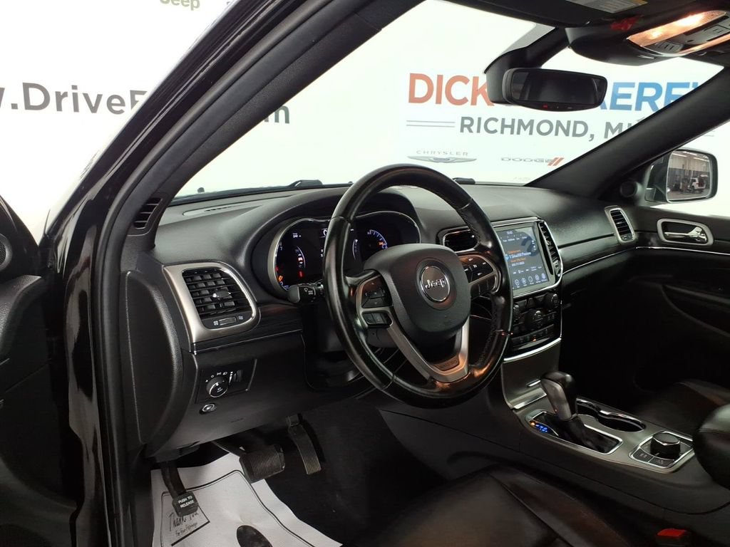 Used 2020 Jeep Grand Cherokee Limited AWD/4WD image 14