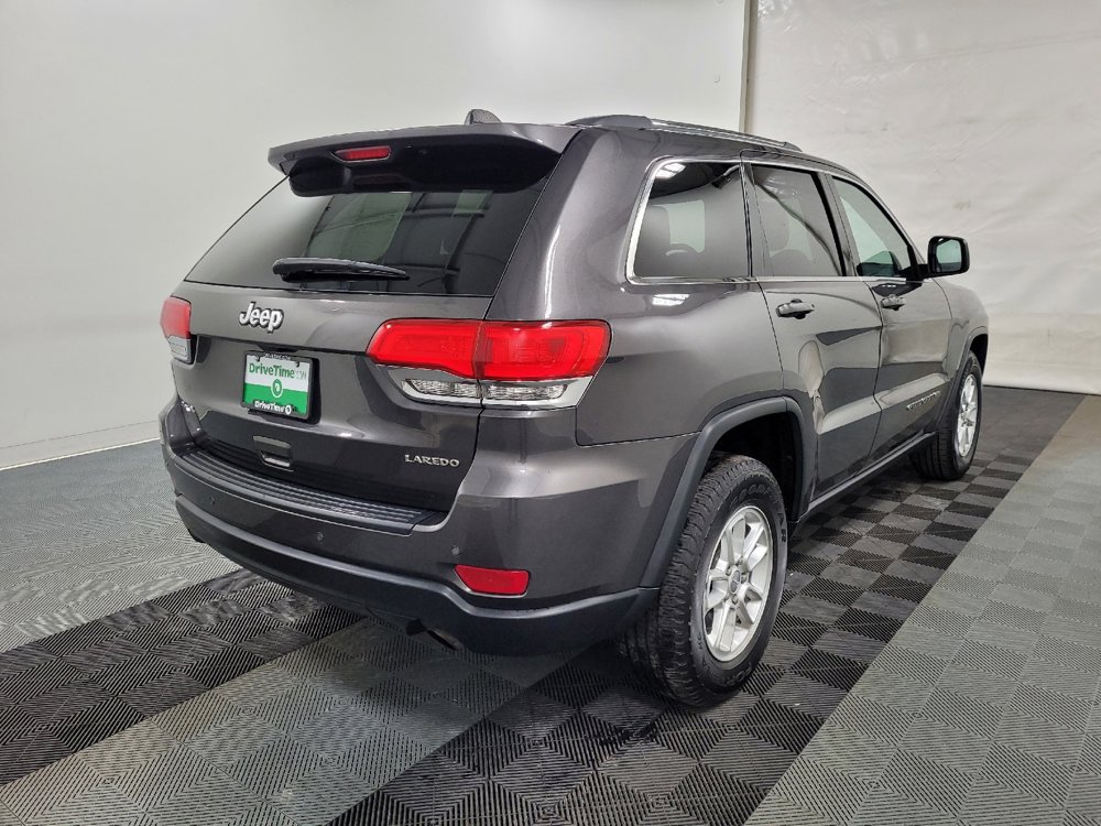 Used 2019 Jeep Grand Cherokee Laredo image 9