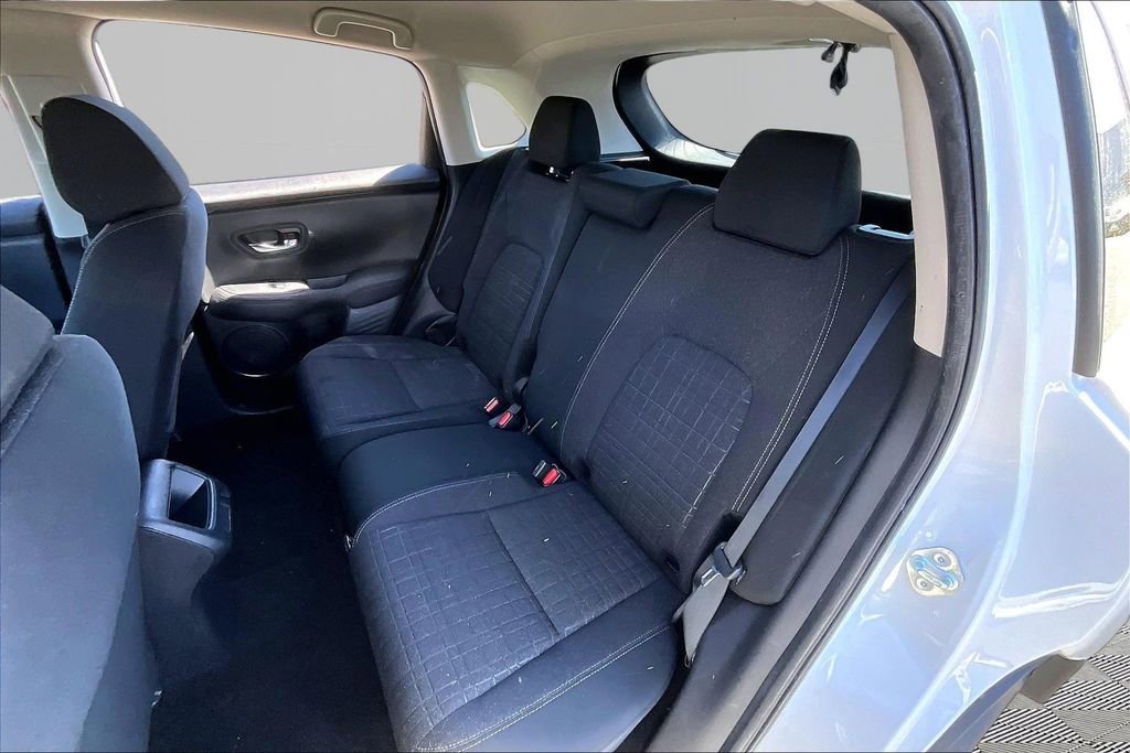 Used 2024 Honda HR-V LX image 16