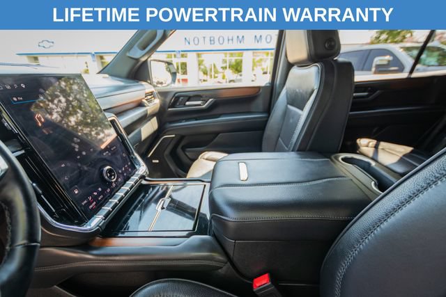Used 2025 GMC Yukon Denali AWD/4WD image 21
