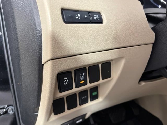 Used 2017 Nissan Rogue S FWD image 31