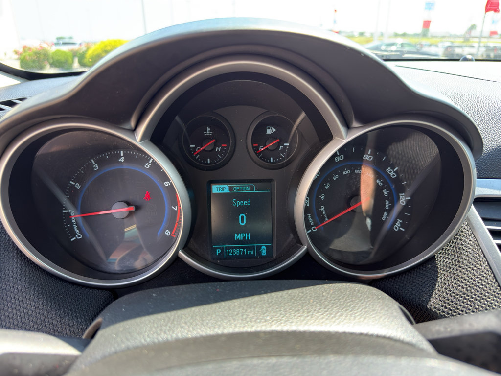 Used 2013 Chevrolet Cruze LT FWD image 19