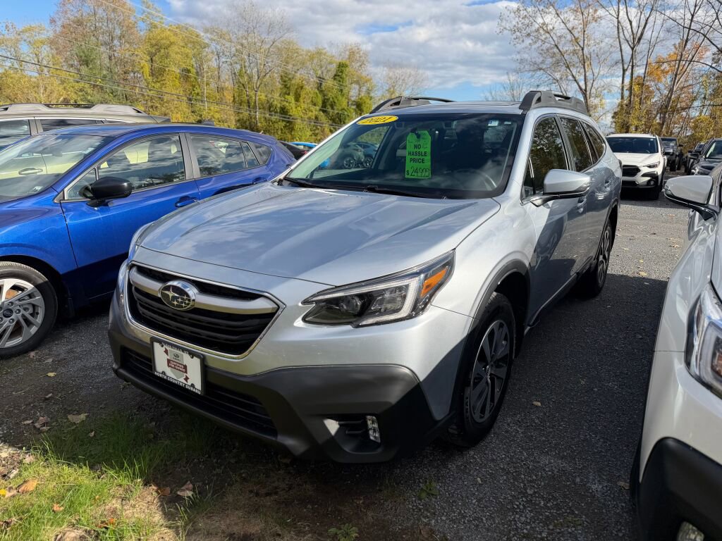 Used 2021 Subaru Outback Premium image 4