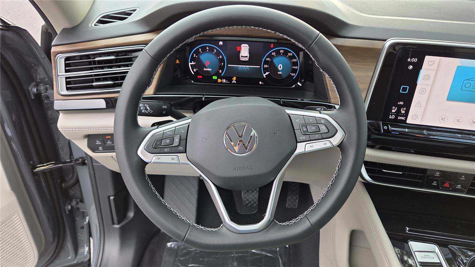 New 2026 Volkswagen Atlas SE FWD image 16