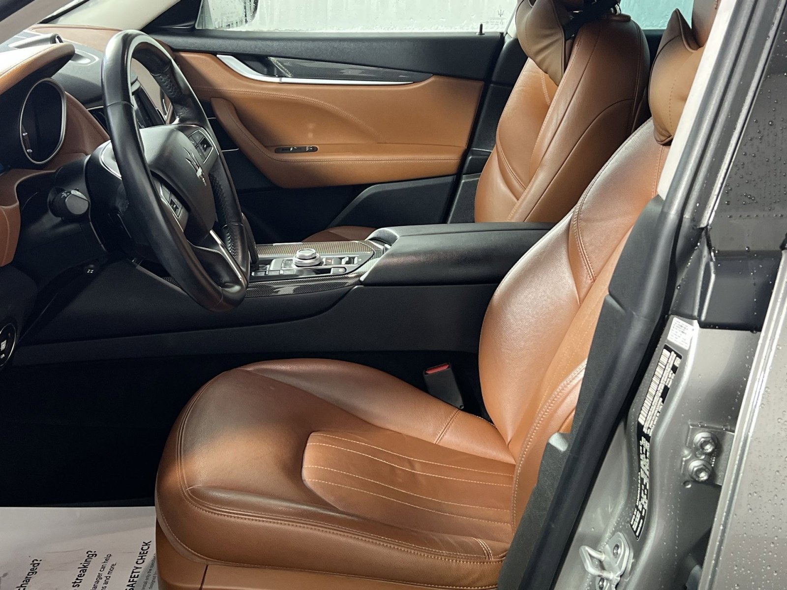 Used 2019 Maserati Levante image 13