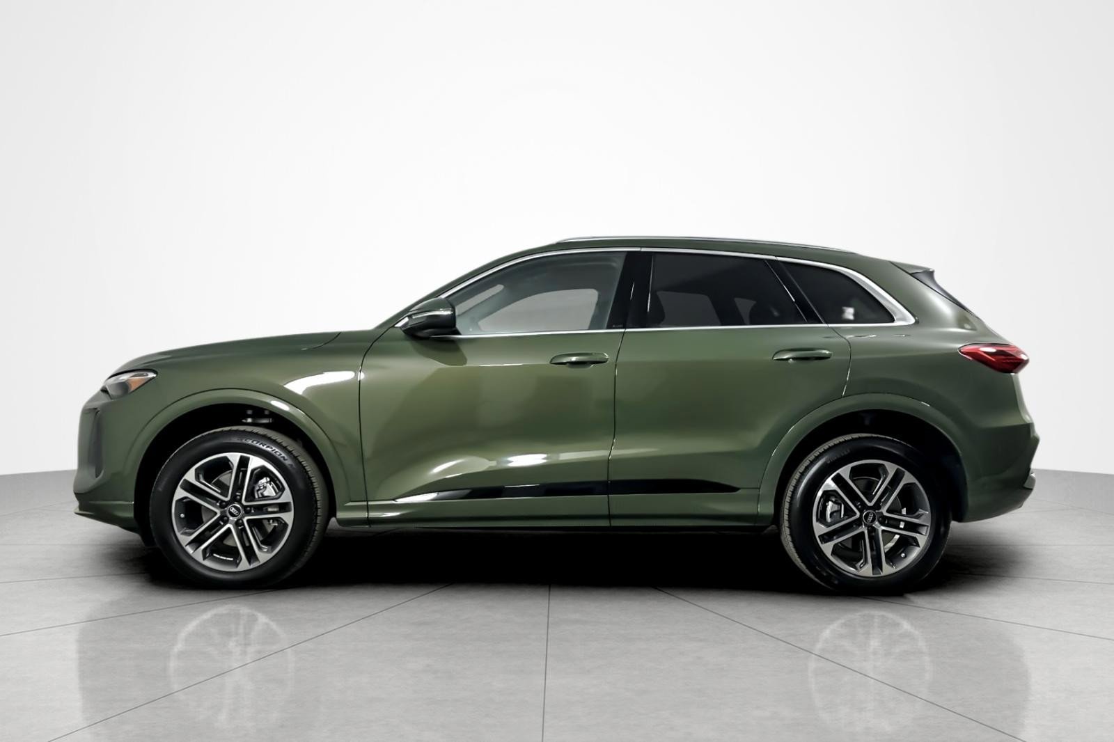 Used 2025 Audi Q5 Premium w/ 19" Wheel Package video 2