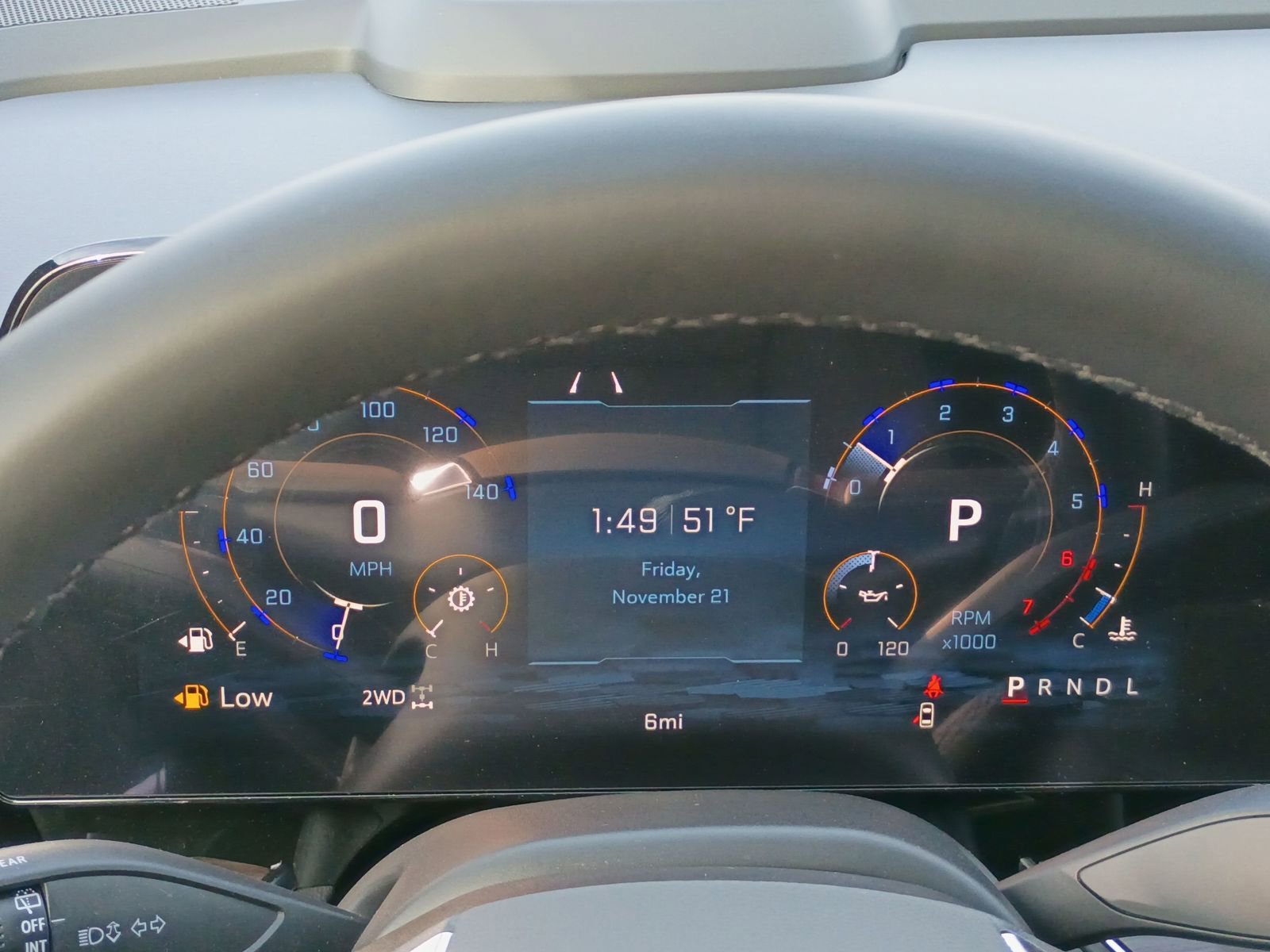 New 2026 Chevrolet Suburban LT image 33