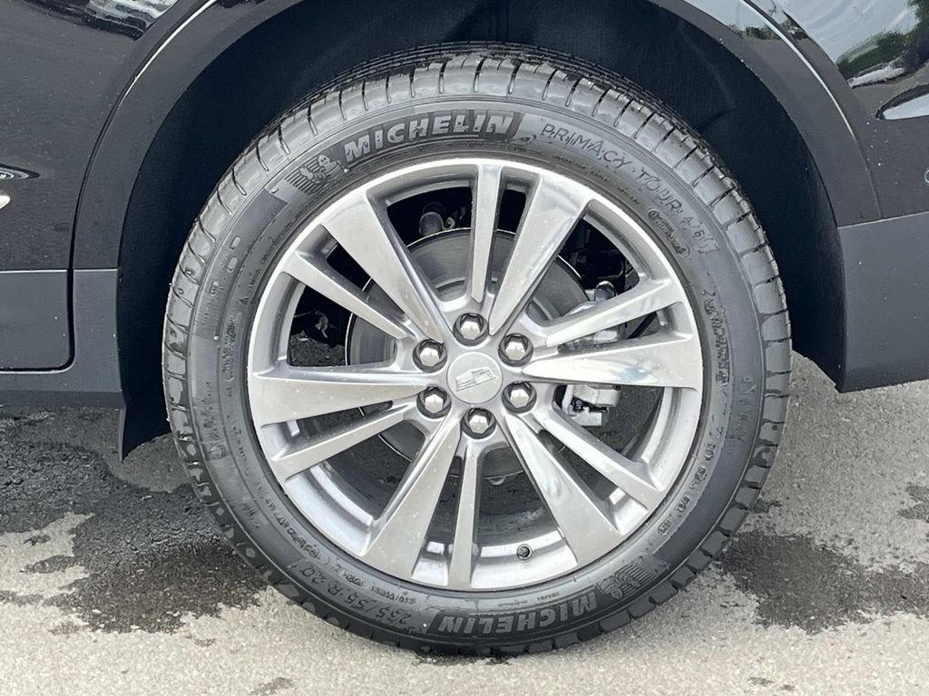 New 2026 Cadillac XT5 Premium Luxury w/ Driver Assist Package AWD/4WD image 13