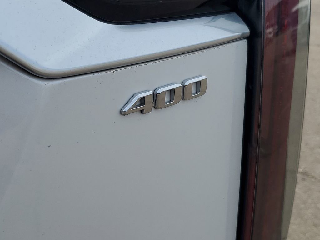 Used 2025 Cadillac XT6 Sport w/ LPO, Floor Liner Package AWD/4WD image 33