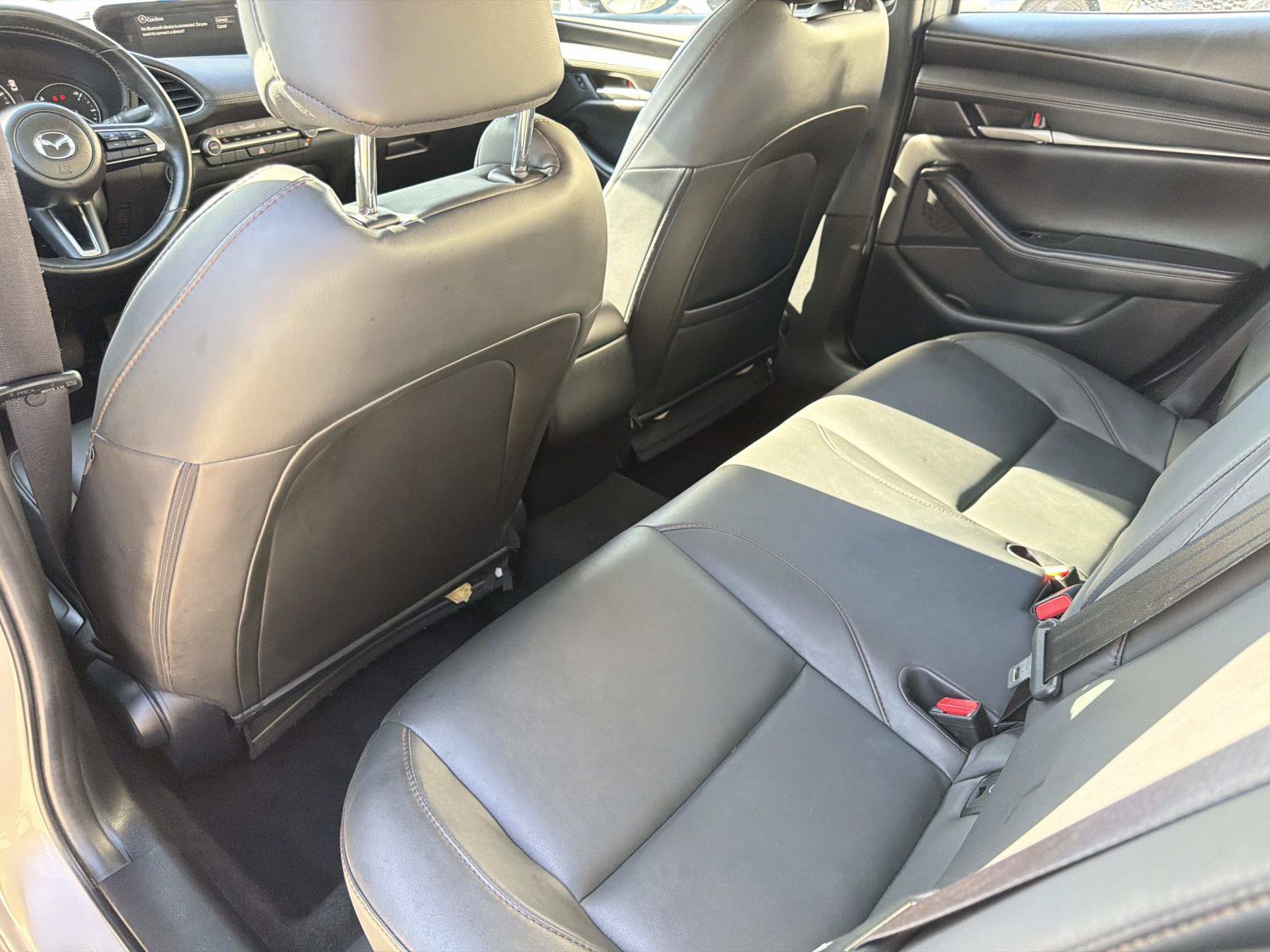 Used 2024 MAZDA MAZDA3 s FWD image 10