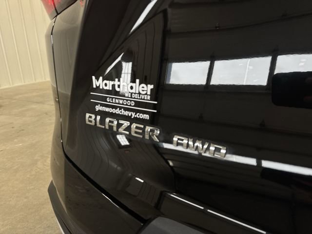 Used 2025 Chevrolet Blazer LT AWD/4WD image 26