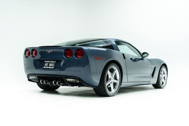 Used 2011 Chevrolet Corvette Coupe w/ 1LT image 12