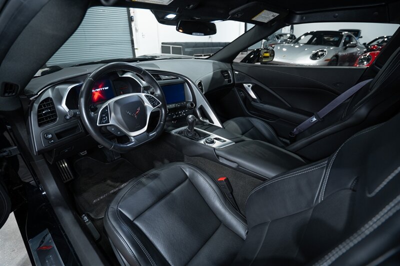 Used 2017 Chevrolet Corvette Stingray Coupe w/ Z51 1LT w/ Battery Protection Package RWD image 18