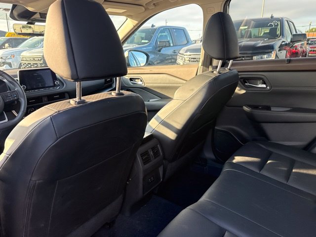Used 2023 Nissan Rogue SV w/ SV Premium B Package AWD/4WD image 24