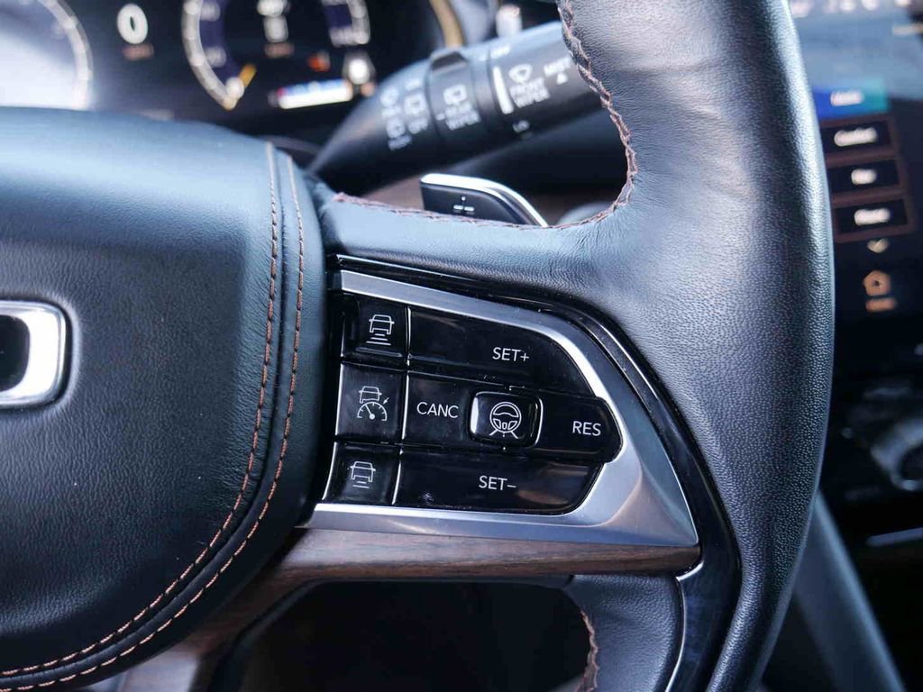 Used 2023 Jeep Grand Cherokee Summit w/ Adv Protech Group IV image 44