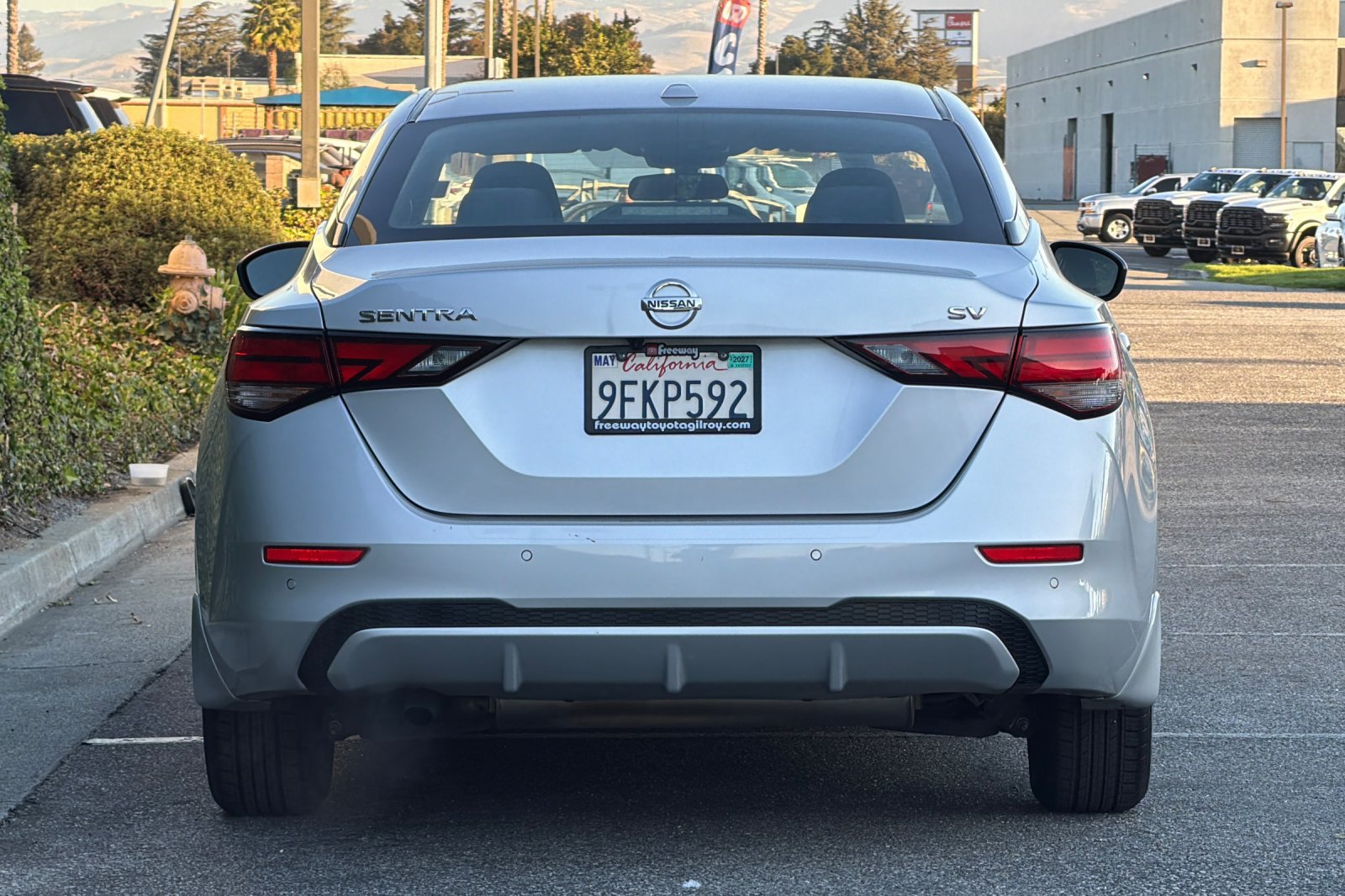 Used 2023 Nissan Sentra SV FWD image 5