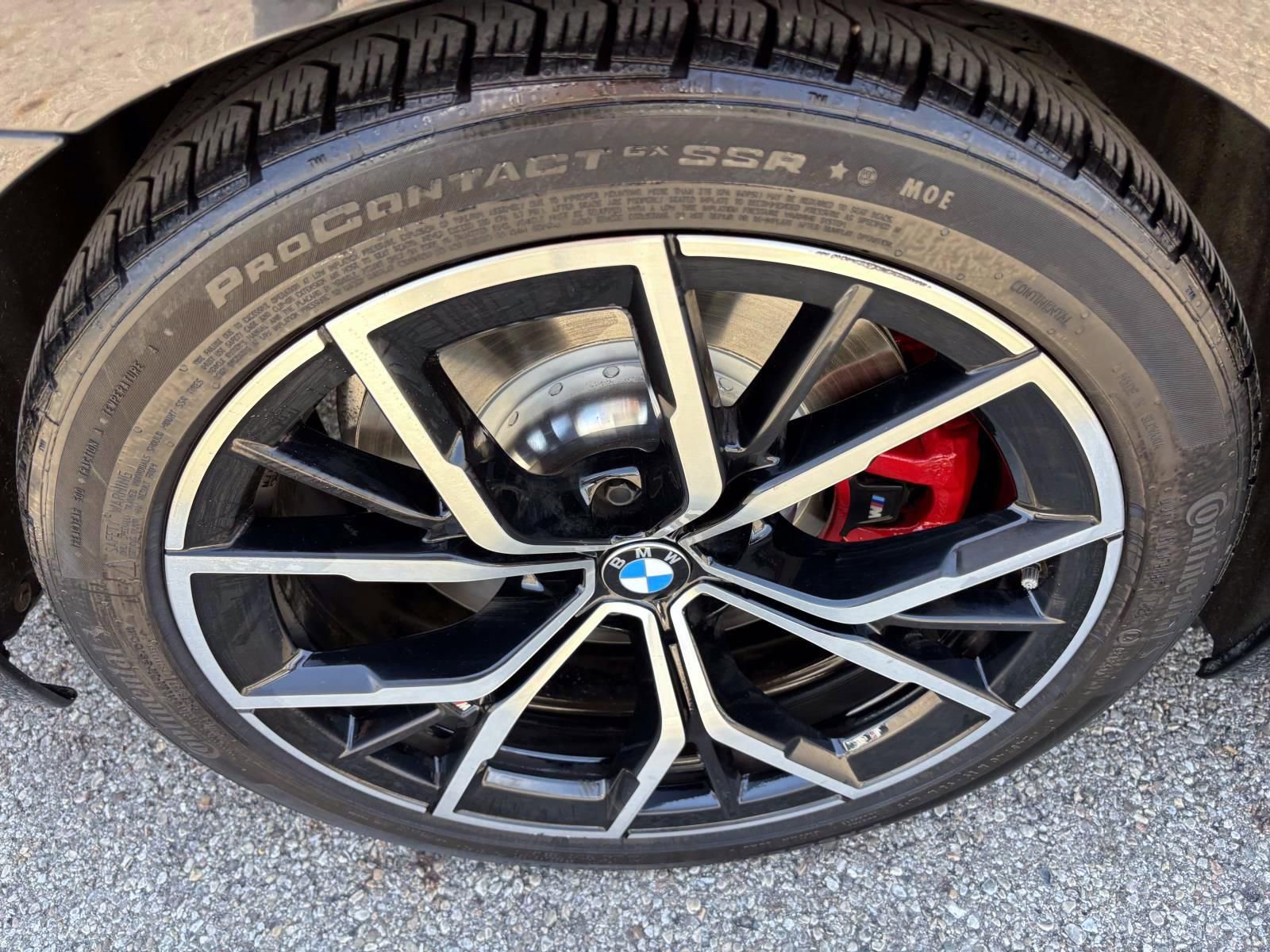 Used 2021 BMW M550i xDrive w/ Dynamic Handling Package image 10