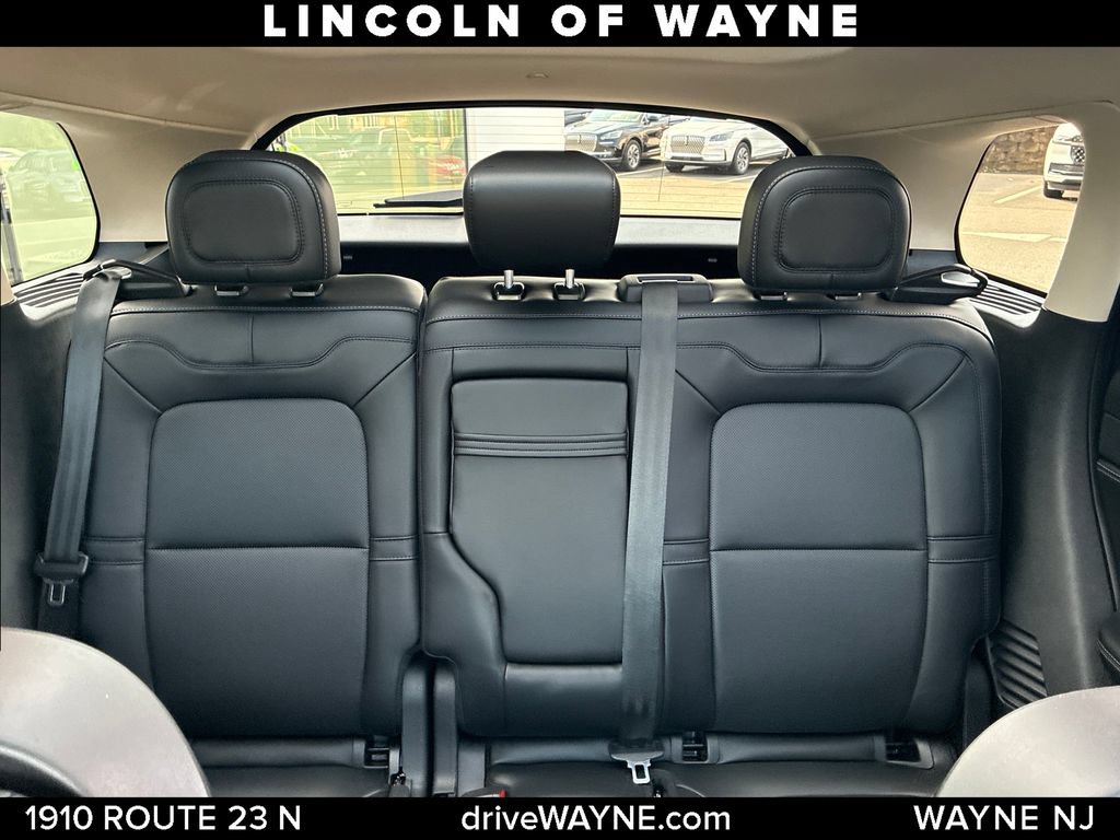 Certified 2024 Lincoln Corsair AWD w/ Equipment Group 101A image 16