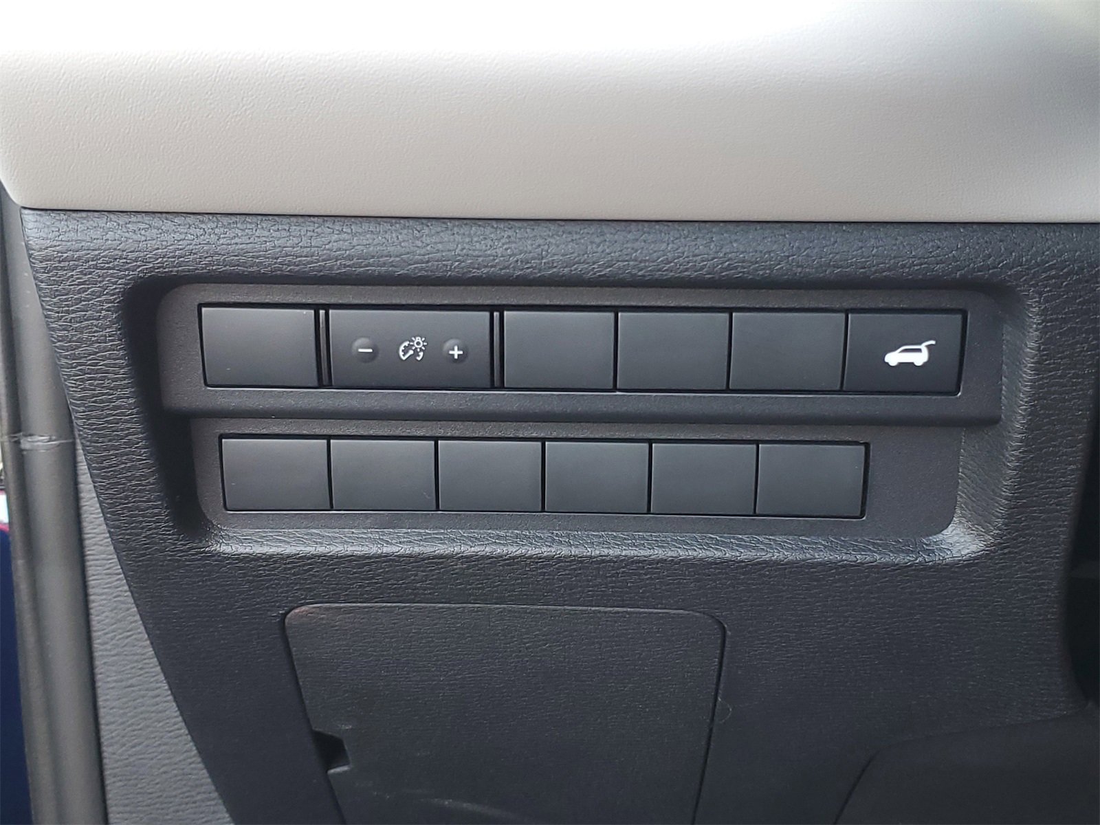 New 2025 Mitsubishi Outlander SE image 20