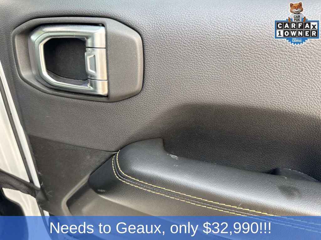 Used 2024 Jeep Wrangler Unlimited Sahara AWD/4WD image 24
