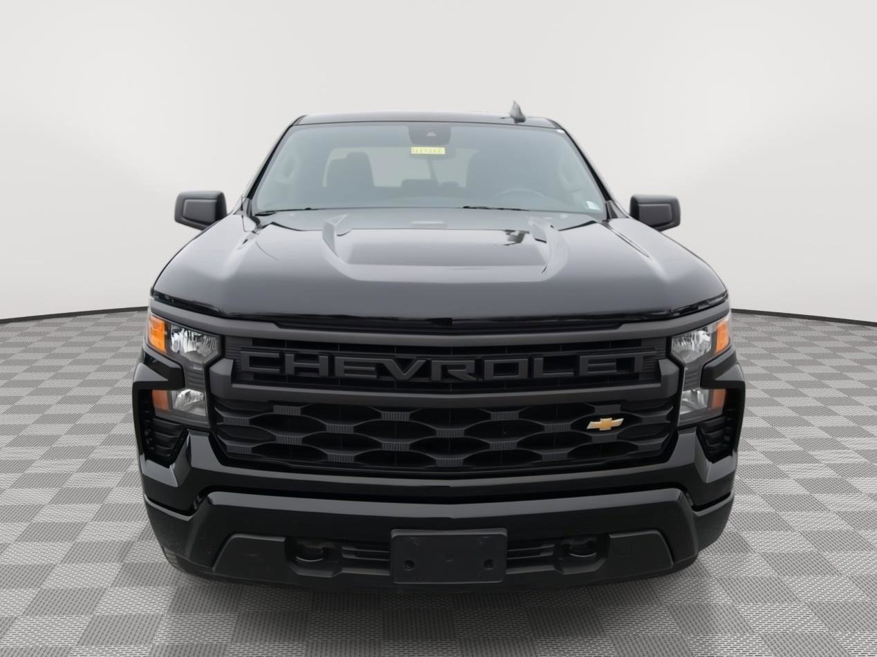 Used 2023 Chevrolet Silverado 1500 Custom image 9