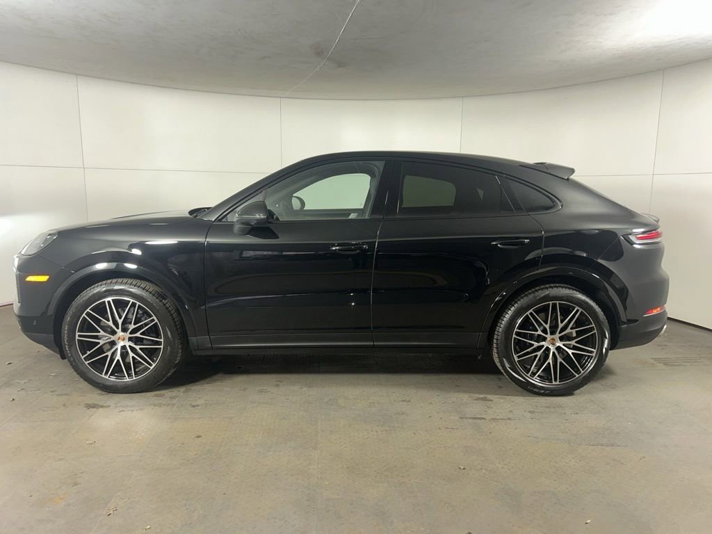 Certified 2026 Porsche Cayenne Coupe image 2