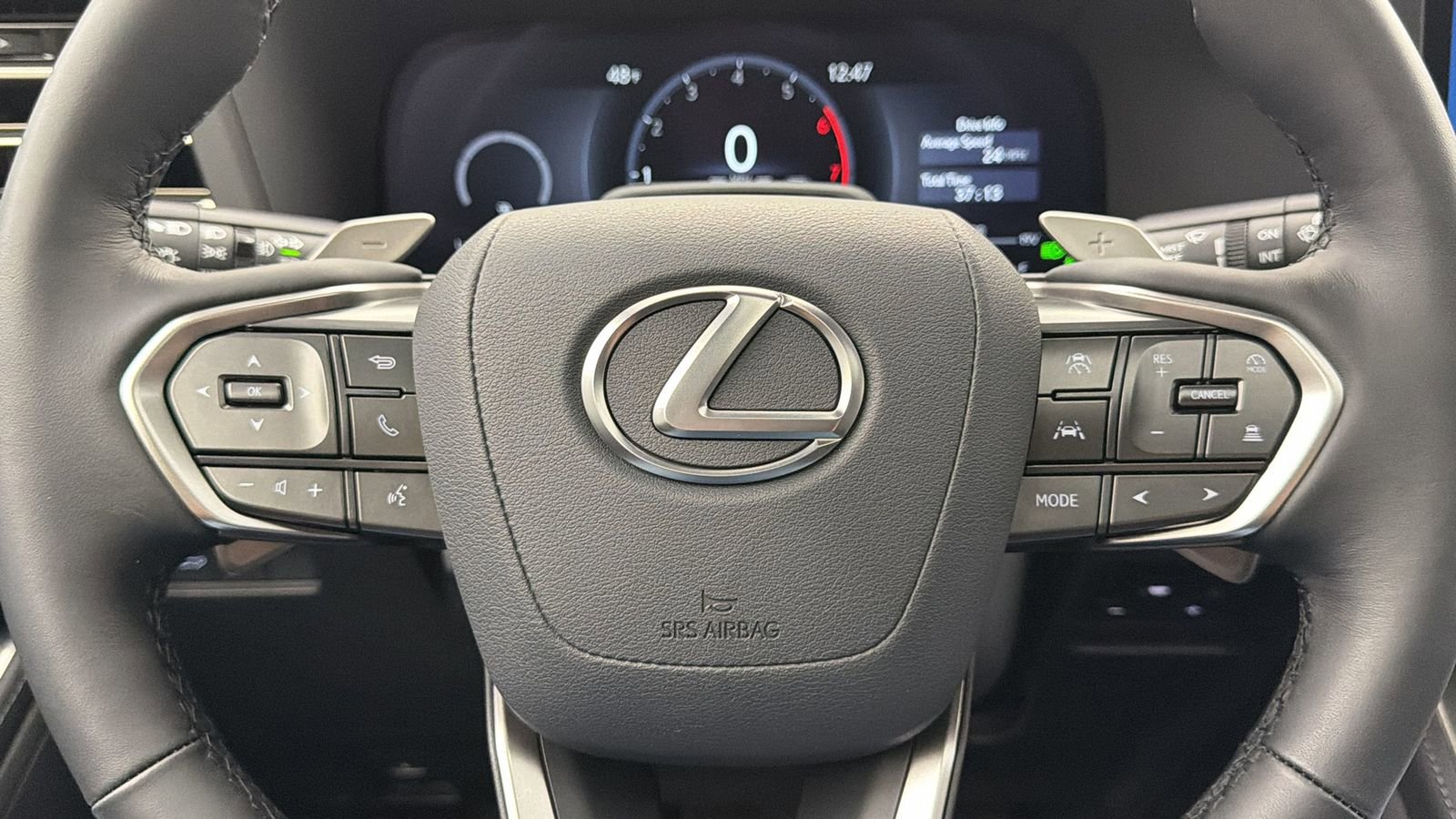 Used 2025 Lexus GX 550 w/ Accessory Package (Z1) image 28