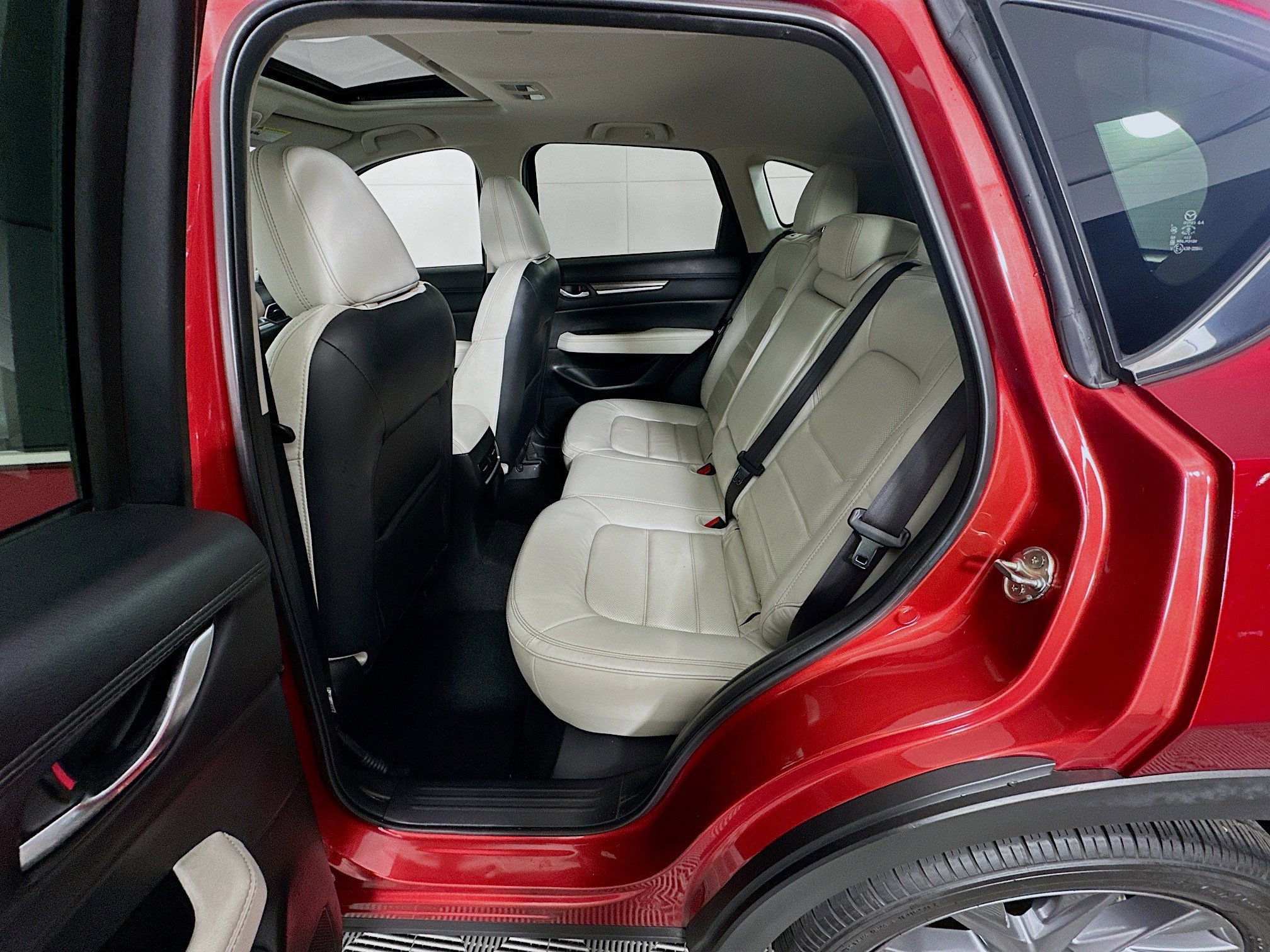 Used 2021 MAZDA CX-5 Grand Touring w/ GT Premium Package image 28