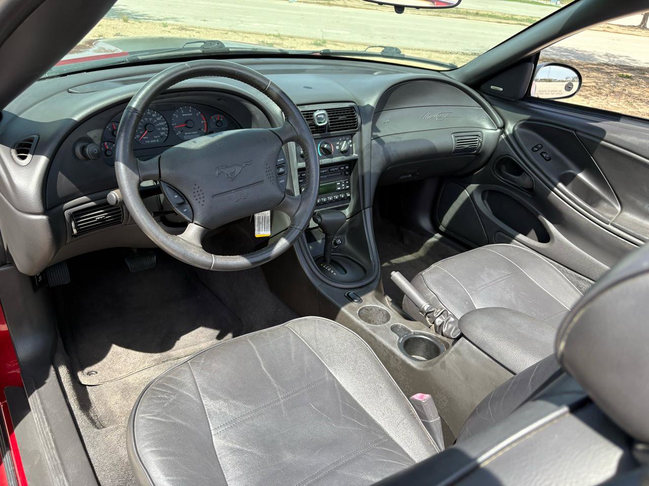 Used 2004 Ford Mustang 2dr CONVERTIBLE V6 image 56