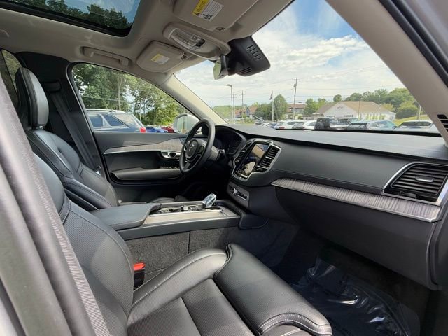 Used 2023 Volvo XC90 T8 Ultimate w/ Protection Package Premier image 21