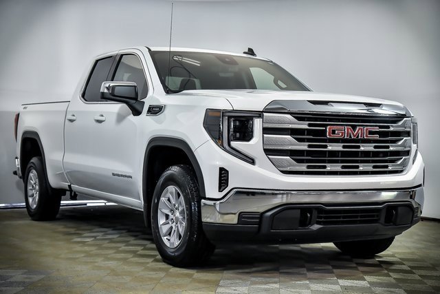 New 2025 GMC Sierra 1500 SLE w/ Preferred Package