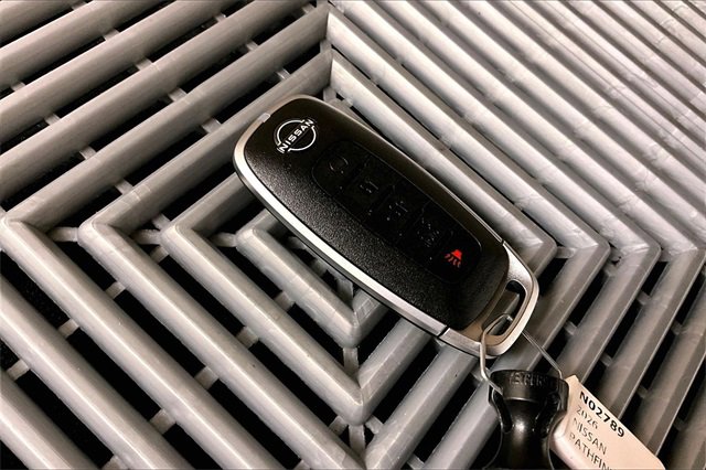 New 2026 Nissan Pathfinder Platinum image 13