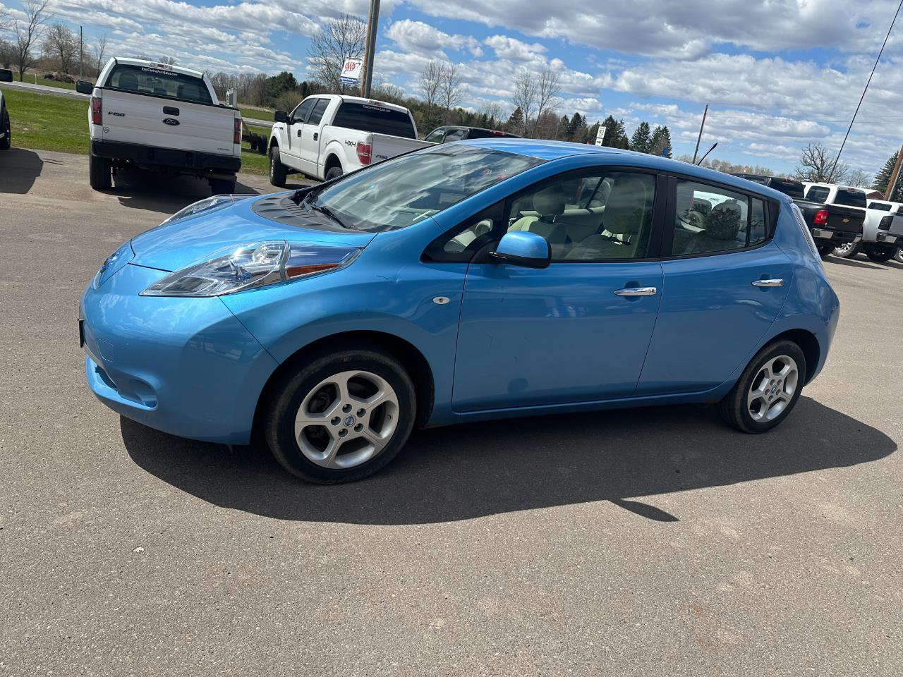 Used 2012 Nissan Leaf SL FWD image 4