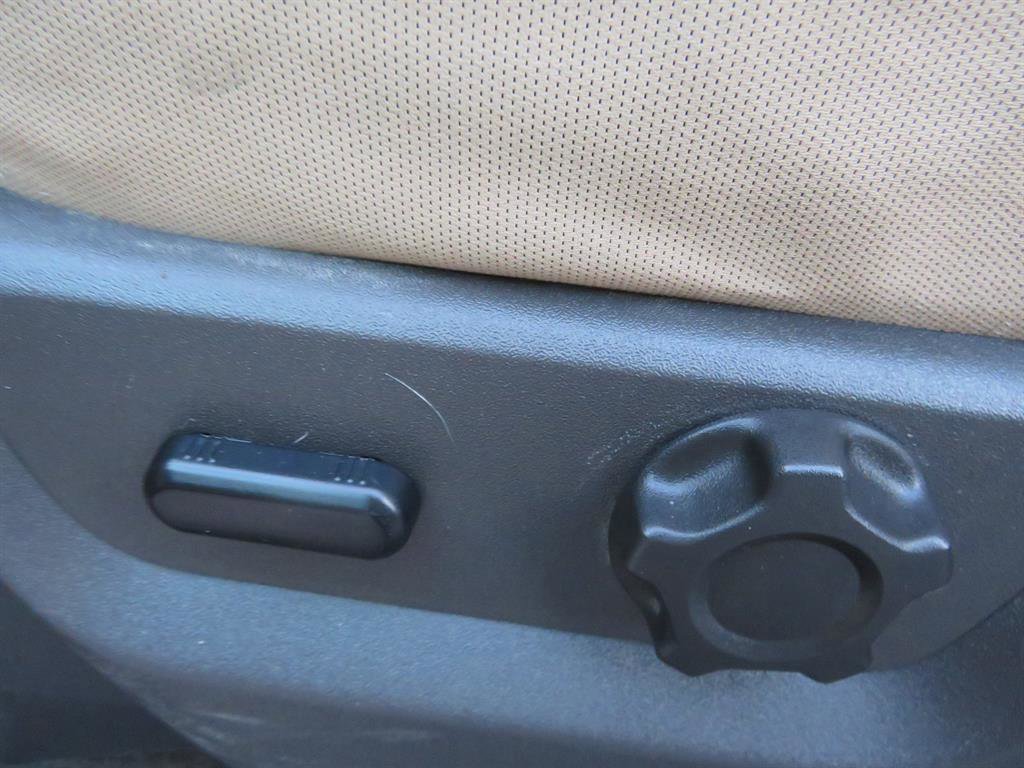 Used 2014 Ford F250 XLT w/ Advanced Security Group image 11