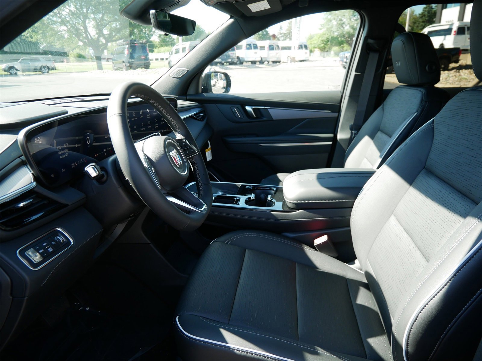 New 2026 Buick Enclave Sport Touring w/ Power Package image 5