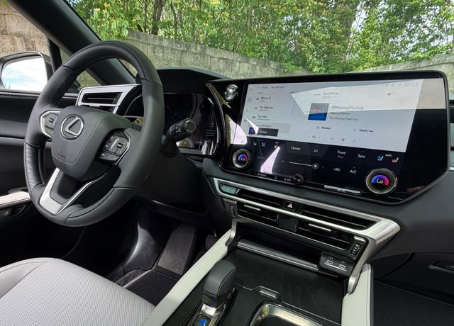 New 2026 Lexus RX 350 F Sport w/ Convenience Package AWD/4WD image 17