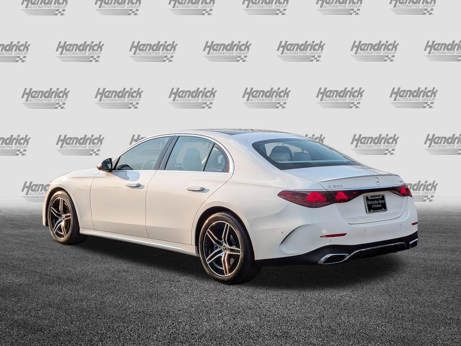 New 2026 Mercedes-Benz E 350 4MATIC Sedan image 8