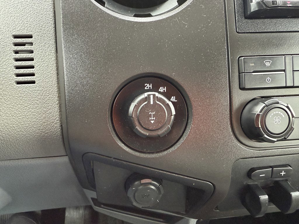 Used 2015 Ford F250 XL w/ Power Equipment Group image 23