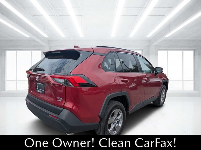 Used 2025 Toyota RAV4 XLE AWD/4WD image 4