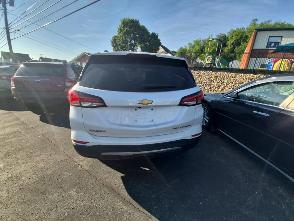 Used 2023 Chevrolet Equinox Premier AWD/4WD image 6