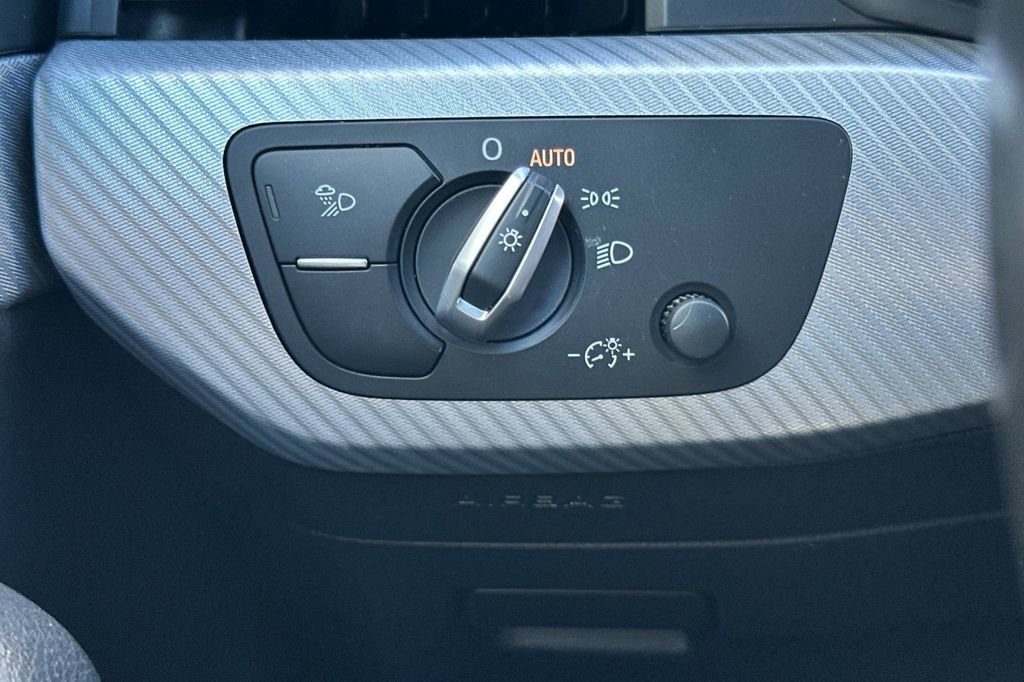 Used 2019 Audi A5 2.0T Premium w/ Convenience Package image 28