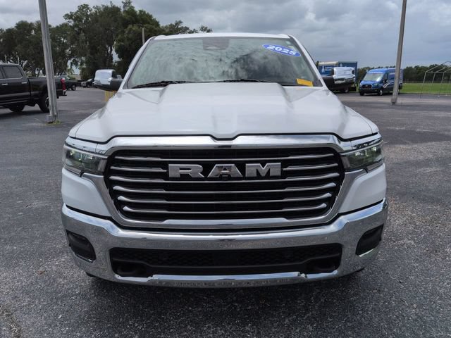 Used 2025 RAM 1500 Laramie AWD/4WD image 3