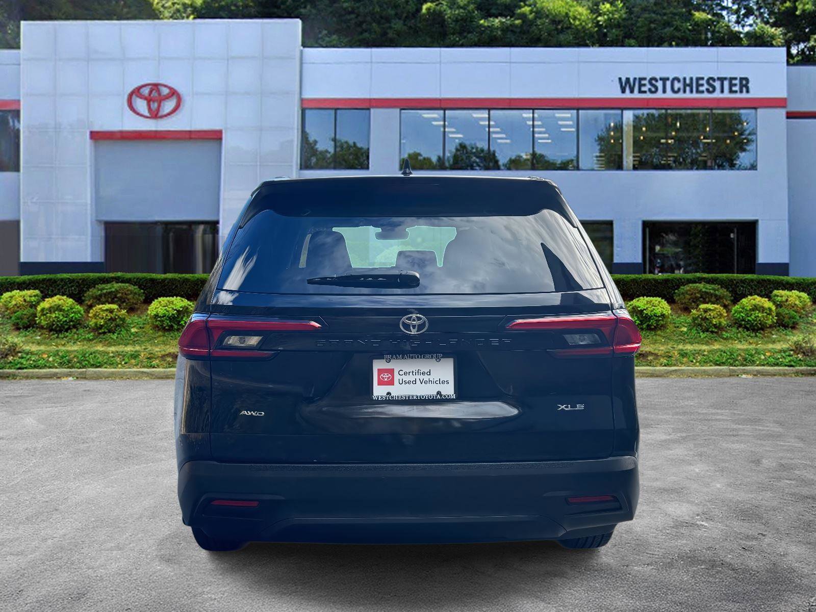 Used 2024 Toyota Grand Highlander XLE image 6