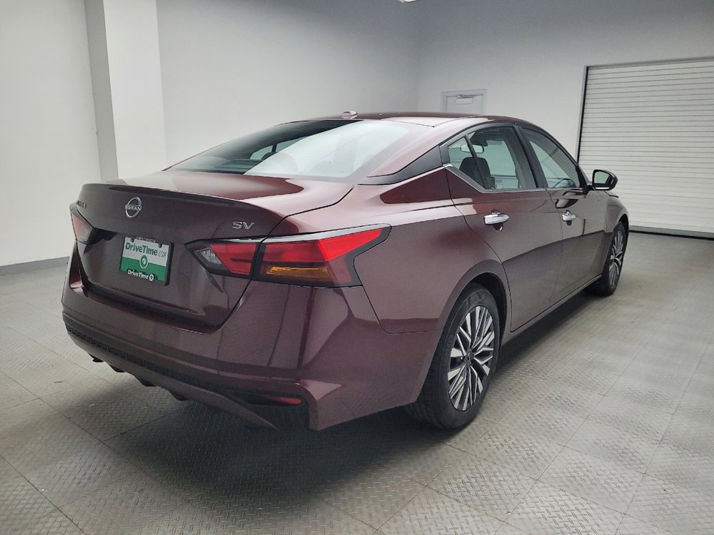 Used 2024 Nissan Altima 2.5 SV image 9