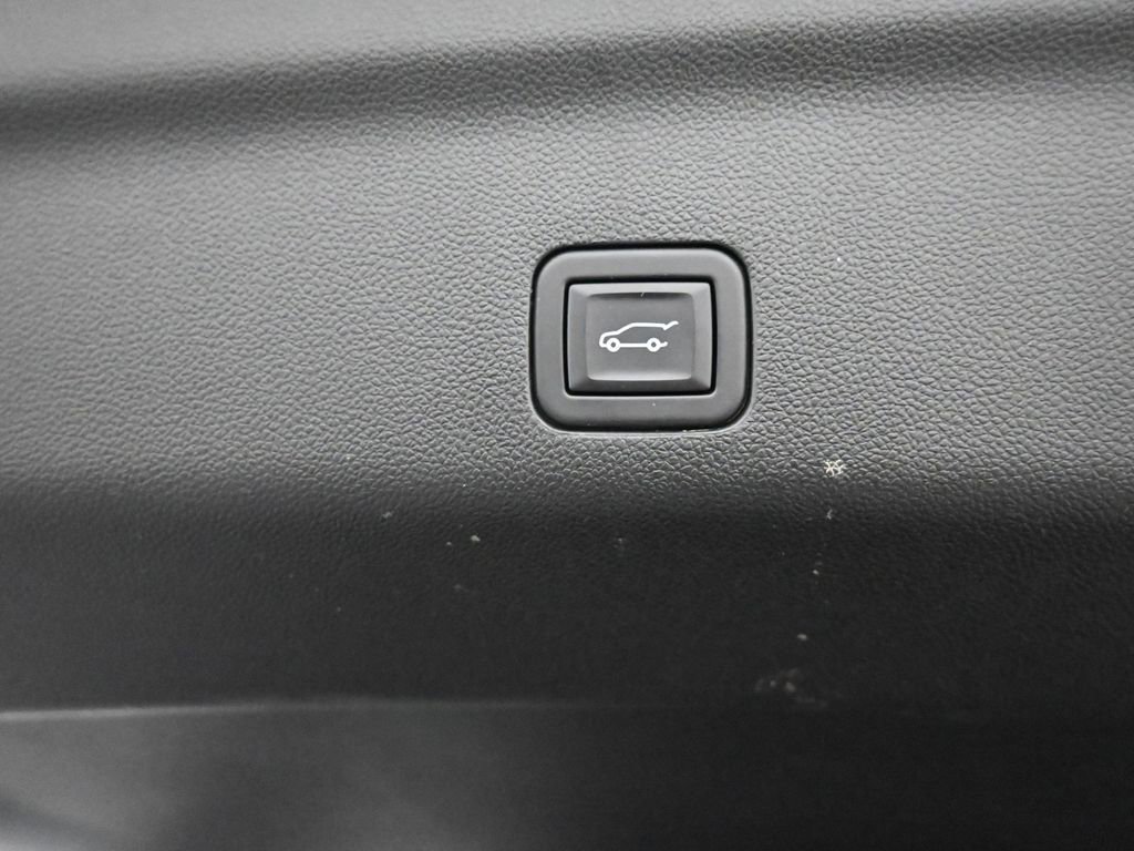 Used 2024 Chevrolet Tahoe RST w/ Luxury Package image 25